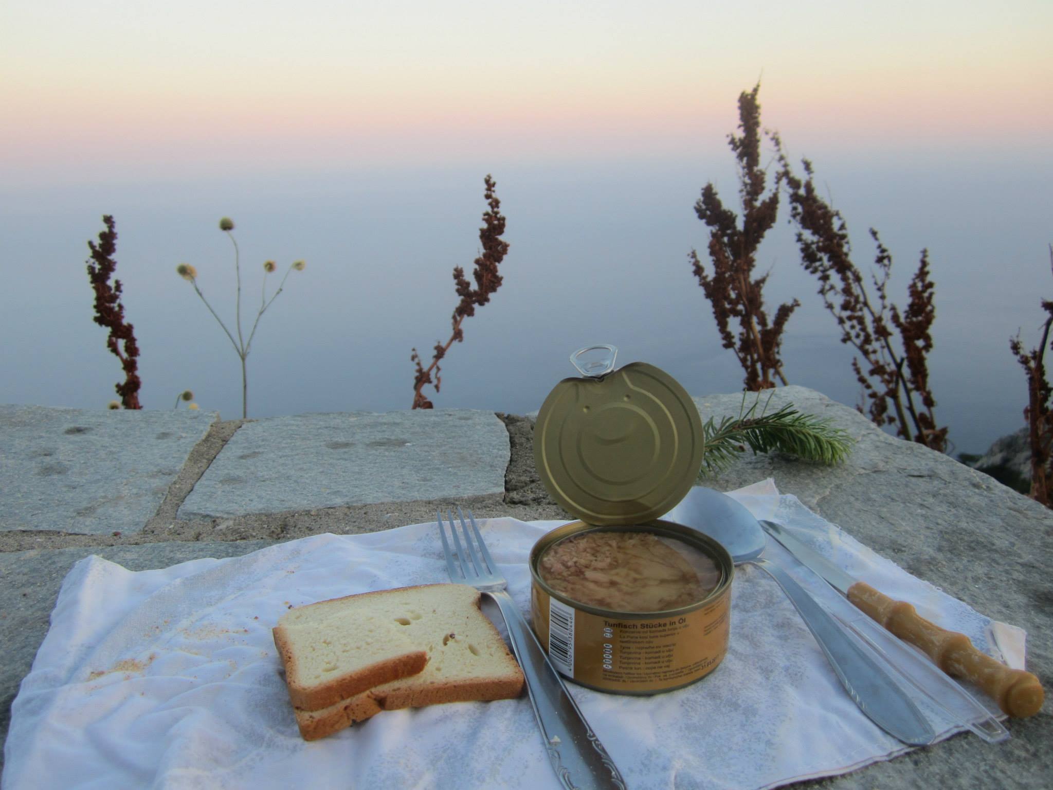 Diner abow the sky, Greece