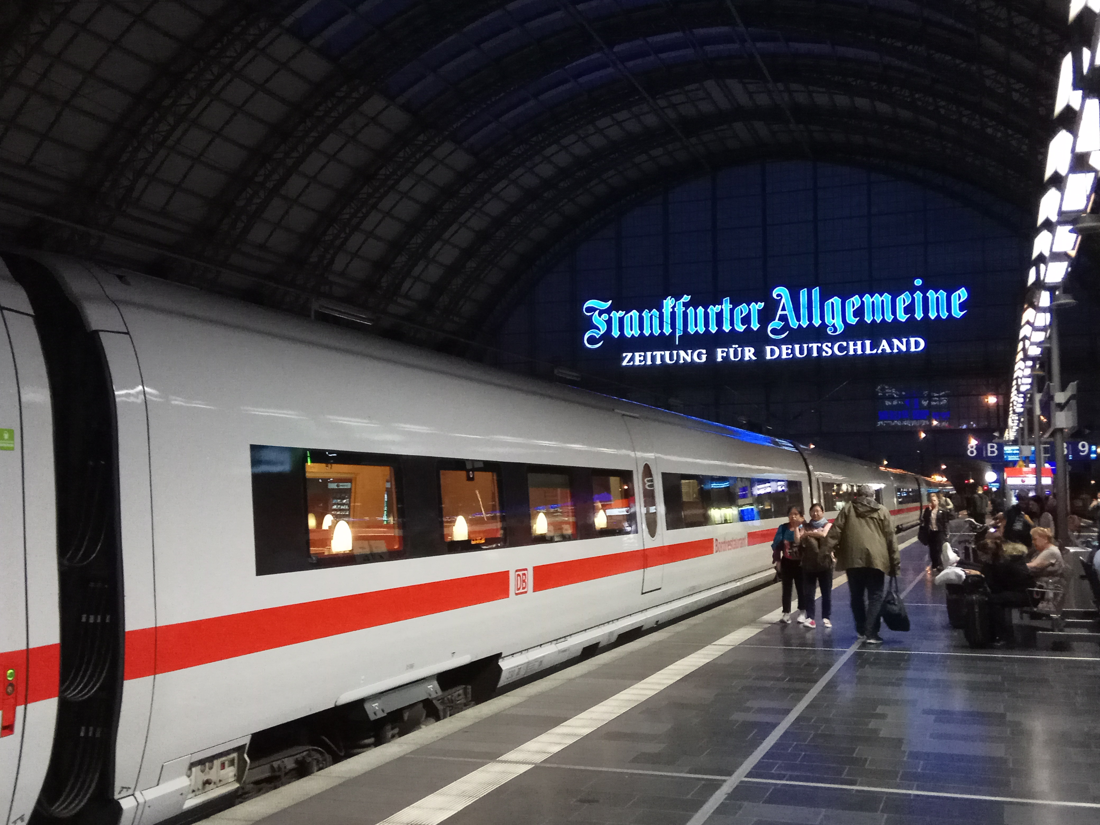 Transportation that never sleep, Frankfurt